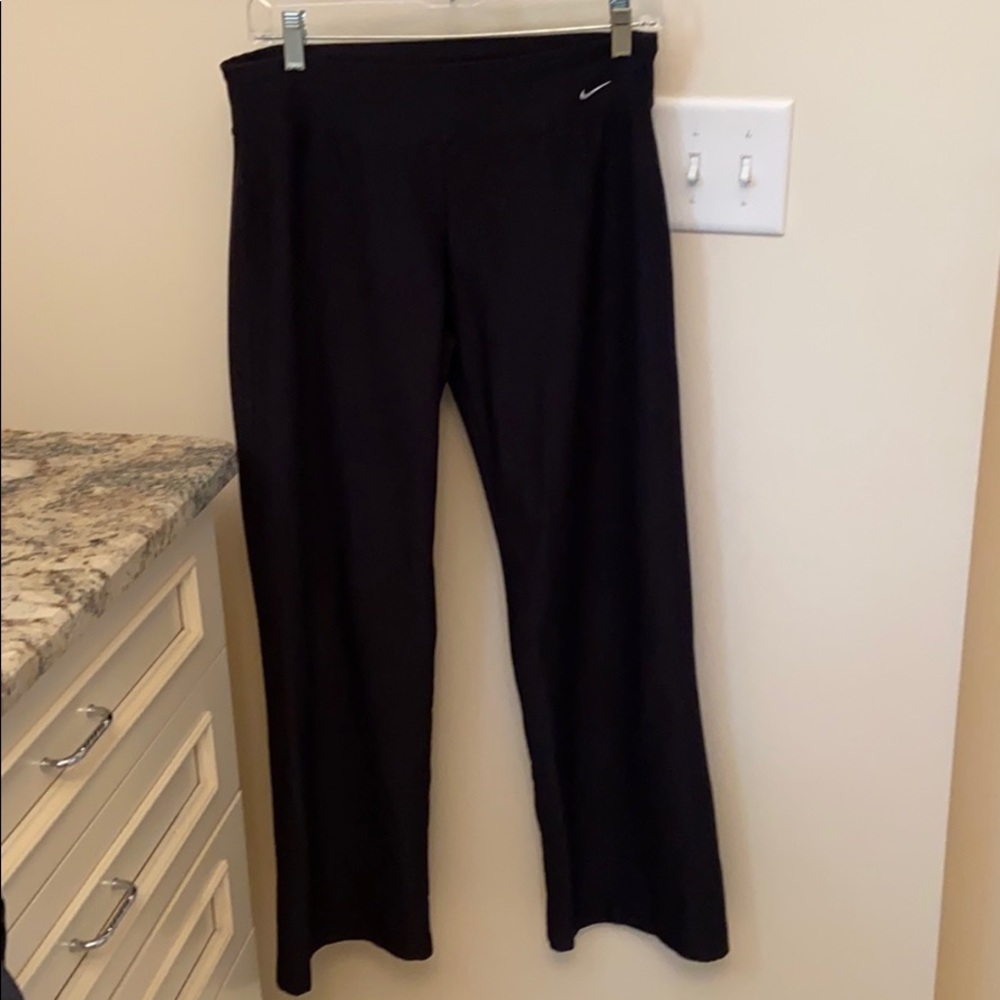 Nike wise leg workout/leisure pants